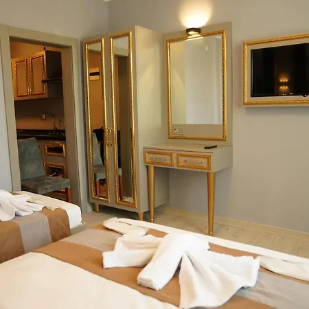 Taksim Maria * Istanbulská provincie